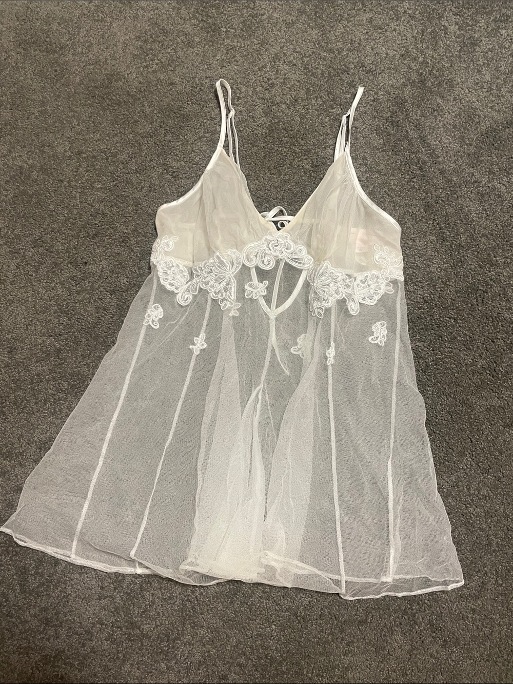 Victoria's Secret XS Sheer Lace Chemise - top lingerie IVORY
